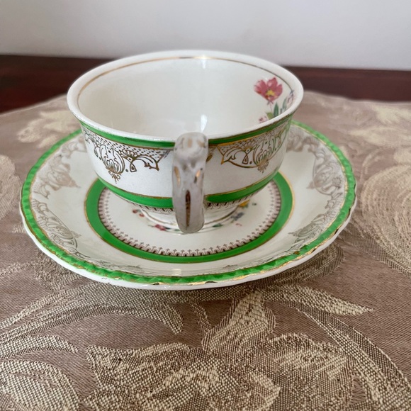 Creampedal Grindley England Teacup & Saucer - Picture 3 of 15